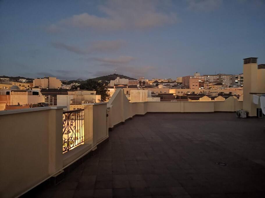 Lujoso Piso Centro Aparcamiento Privado, Terraza & Ac Apartment Malaga Exterior photo